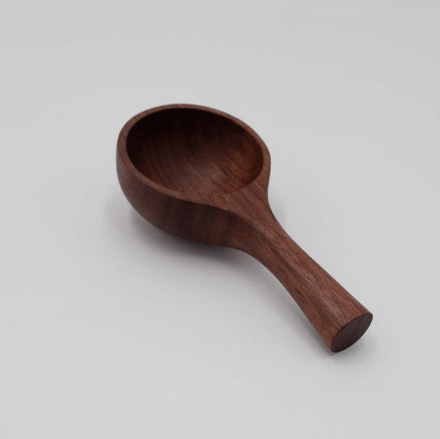 Walnut Scoop