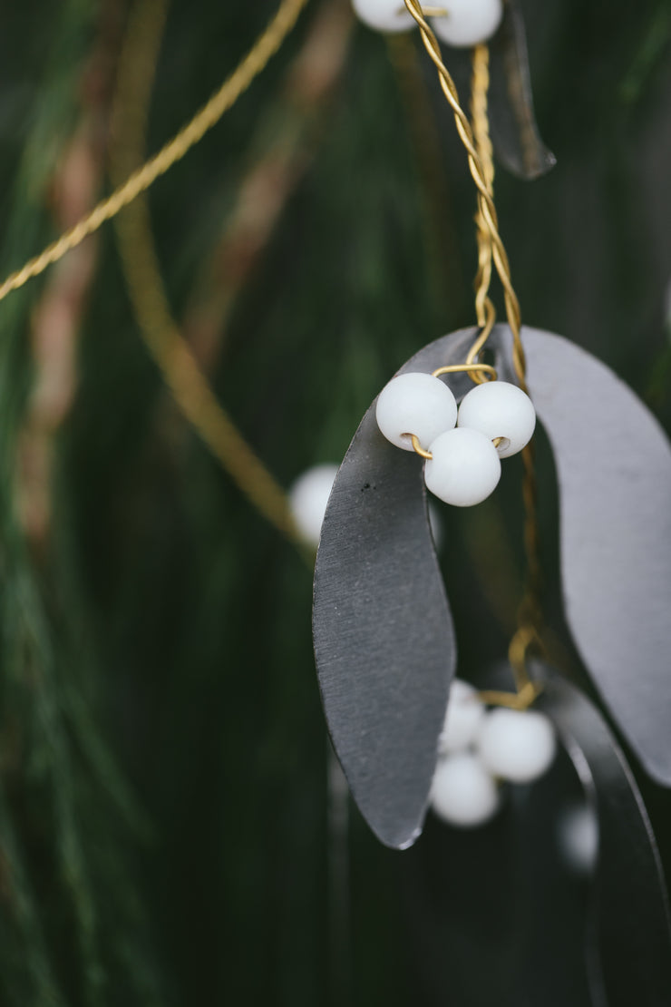 Iron Mistletoe Bunch