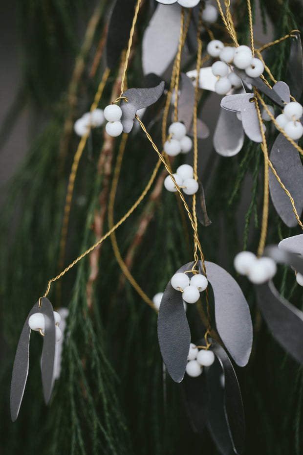 Iron Mistletoe Bunch